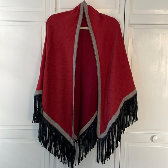 NIC+ZOE Jackets & Blazers - ❤️NWOT Leather Fringed Shawl